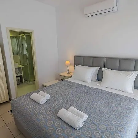 Asterias Parikia (Paros)